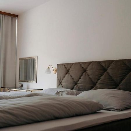 Pension Columbia Inkl. Fruehstueck Im Zentraum Bad Gleichenberg Exterior foto